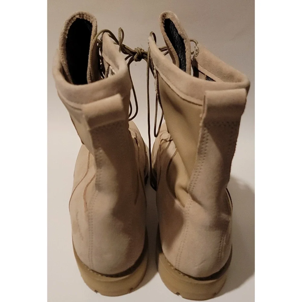 NWOB Bates Suade Tactical MIlitary Combat Heavy Duty Boots‎ Tan Size 13.5